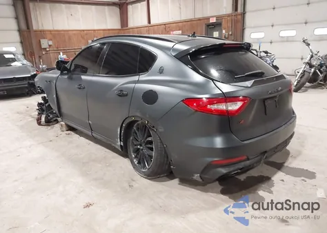 2019 Maserati Levante Gransport z USA, uszkodzony, nr VIN ZN661XUS3KX318697